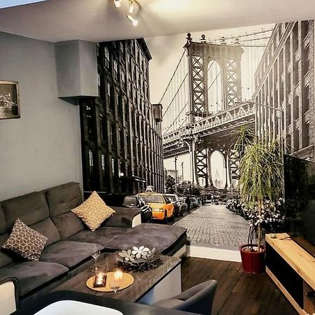 T2 Cosy Autonome H24 Parking Prive Attenant Tv 165Cm Netflix Wi-Fi Au Rez-De-Chaussee Alençon Exterior foto