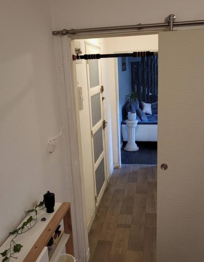 T2 Cosy Autonome H24 Parking Prive Attenant Tv 165Cm Netflix Wi-Fi Au Rez-De-Chaussee Alençon Exterior foto
